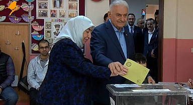 Binali Yıldırım'dan kabinden geç çıkan eşine ne dedi? 