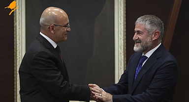 Ekonomiyi Mehmet Şimşek’e devreden Nureddin Nebati derin bir oh çekti